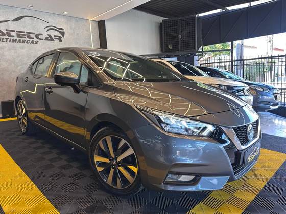 NISSAN VERSA 1.6 16V FLEX EXCLUSIVE XTRONIC NISSAN VERSA 1.6 16V FLEX EXCLUSIVE XTRONIC